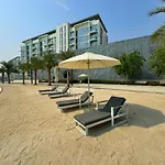 Panoramic 1Br With Crystal Lagoon & Downtown View