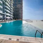 Stunning 2 Bedroom In Emaar Beachfront