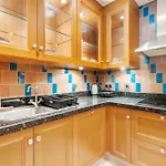 Luxurious Stay Near Burj Khalifa, Free Parking