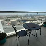 Luxurious Apartment In Dubai Marina