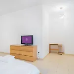 Jbr The Walk - Shams 2, Spacious Accommodate 7 Adults With 5M Walk To The Beach By Gardenia Suites