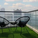 Serene Chic Flat 180 Degree Lake & Marina Skyline View