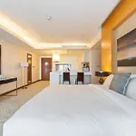 Snug Studio In Dubai Mall Steps From Burj Khalifa