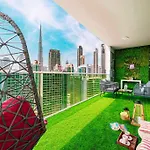Gorgeous 2Br With Full Burj Khalifa View, 5 Mins From Dubai Mall