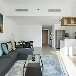 Luxury And Elegant 2Br With Burj Khalifa View