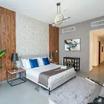 Escape24 Luxury Studio Apartment Golf Promenade Damac Hills Dubai