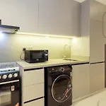 Spacious Studio Apartment- Meydan City 900