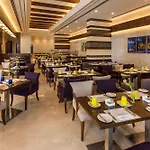 Golden Tulip Media Hotel