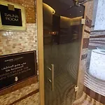 Luxurious Apartment 500 Meters Next To Dubai Mall