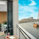 Luxurious 1Bhk Apt With Marina Waterfront & Dubai Eye Views In Jbr, Marina