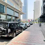 Blueground Sheikh Zayed Rd Pool Gym Dxb-387