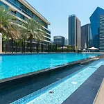 Marina Quays - Calm One Bedroom