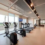 Beach Isle 2Br - Private Beach & Sea View - Cityapartmentstay