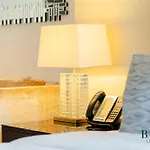 Alluring Studio, Address Marina.
