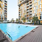 Charming Midtown Studio 9Th Floor With Balcony By Vibel