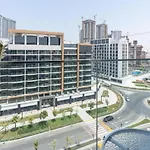 Modern Studio At Azizi 46 In Central Meydan By Vibel