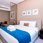 Elegant Studio In Business Bay With Pool And Gym