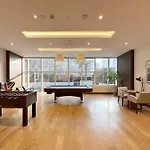 Luxurious Apartment With Panoramic Views At Dubai Marina