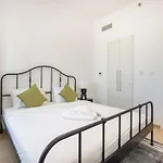 Peaceful 2-Bedroom Apartment In Jebel Ali Perfect For 6!