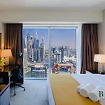 Stylish 1Br Unit, Address Marina