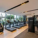 4Min To Dubai Mall - Pool Access - King Bed