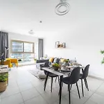 Frank Porter - Marina Quays West Tower