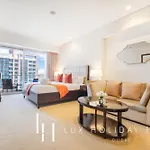 Lux The Jw Marina Studio 3