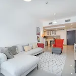Marina\'S Cozy Retreat For Two