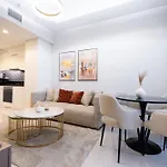 Keyrock Living - Family 2Br Cozy Apartment In Business Bay - Aykon Tower