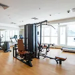 Absolutely Stunning 3 Bedroom Apartment In Downtown