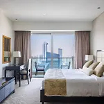 Emaar Address Residence Studio In Dubai Marina With Mall Access And Five Star Amenities