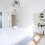 Mesmerizing 2Br Apartment In Dubai Marina - Sleeps 6