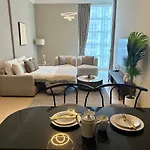 1Br In Mayfair Tower Business Bay! Burj Views, Close To Dubai Mall