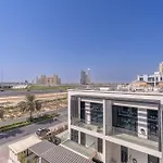 The Ultimate Vacation Starts On This Flat