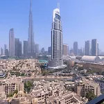 Posh 2-Bedroom Flat In The Heart Of Downtown, Dubai!