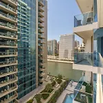 Maison Privee - Modern Business Bay Retreat With Dubai Canal Views