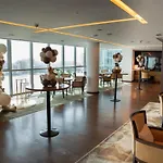 Intercontinental Residence Suites Dubai Festival City By Ihg