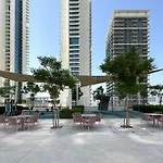 Trophy - Marina Vista Sea View Suite