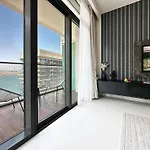 Trophy - Marina Vista Sea View Suite