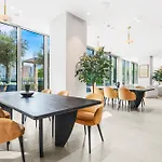 First Class 1Br Charming City View