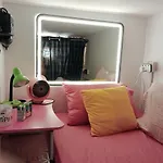 Al Sabkha Living Hostel