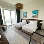 Luxury 2Br Avani Palm View Apt