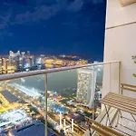 LUX - Lavish Suite with Full Palm Jumeirah View 1