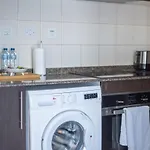 Warm And Airy 1-Bedroom Apartment With Exceptional Views In Dubai Marina