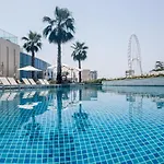 Stylish 1Br Apartment Is Address Beach Residence