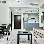 Modern 2 Bedroom In Dubai Marina