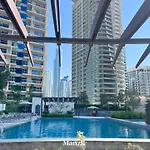 Stylish Marina Front 2Br Apartment, Near Top Attractions