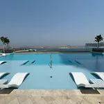 Beach Vista - Luxurious Two Bedroom With Sea View