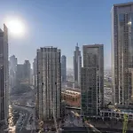 Stunning With Top-Tier Amenities Near Burj Khalifa