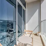 Knokey Dubai Marina Comfortable Apartments With Pool And Gym
